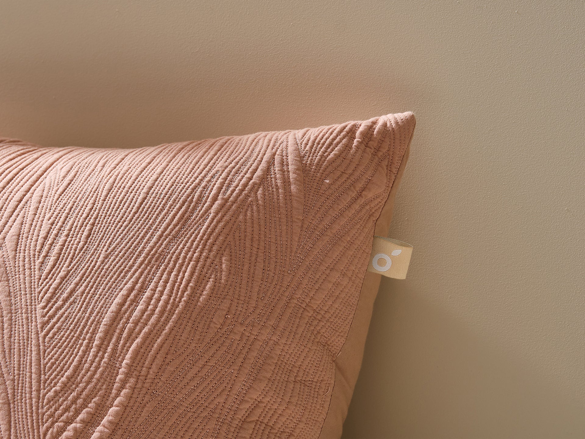 マニーローズコラージュ座布団クッション 背もたれカバー2個セット ラグと合わせる背もたれクッション 通販【ニッセン】