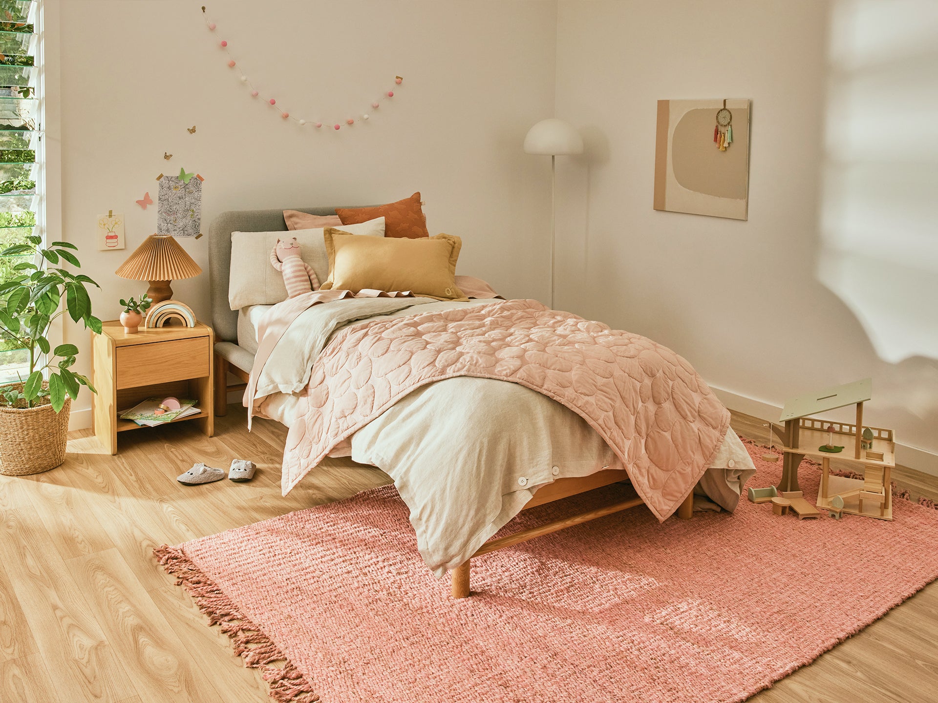 キックバッククッションカバー | デイリーに使える定番クッション