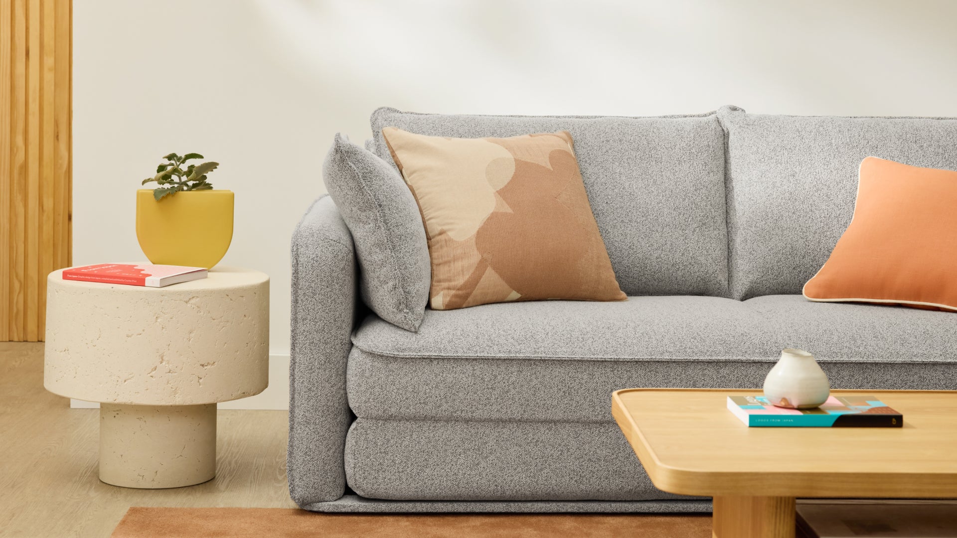 スクエアクッション中綿 | 羽毛を使わないサステナブルな再生素材