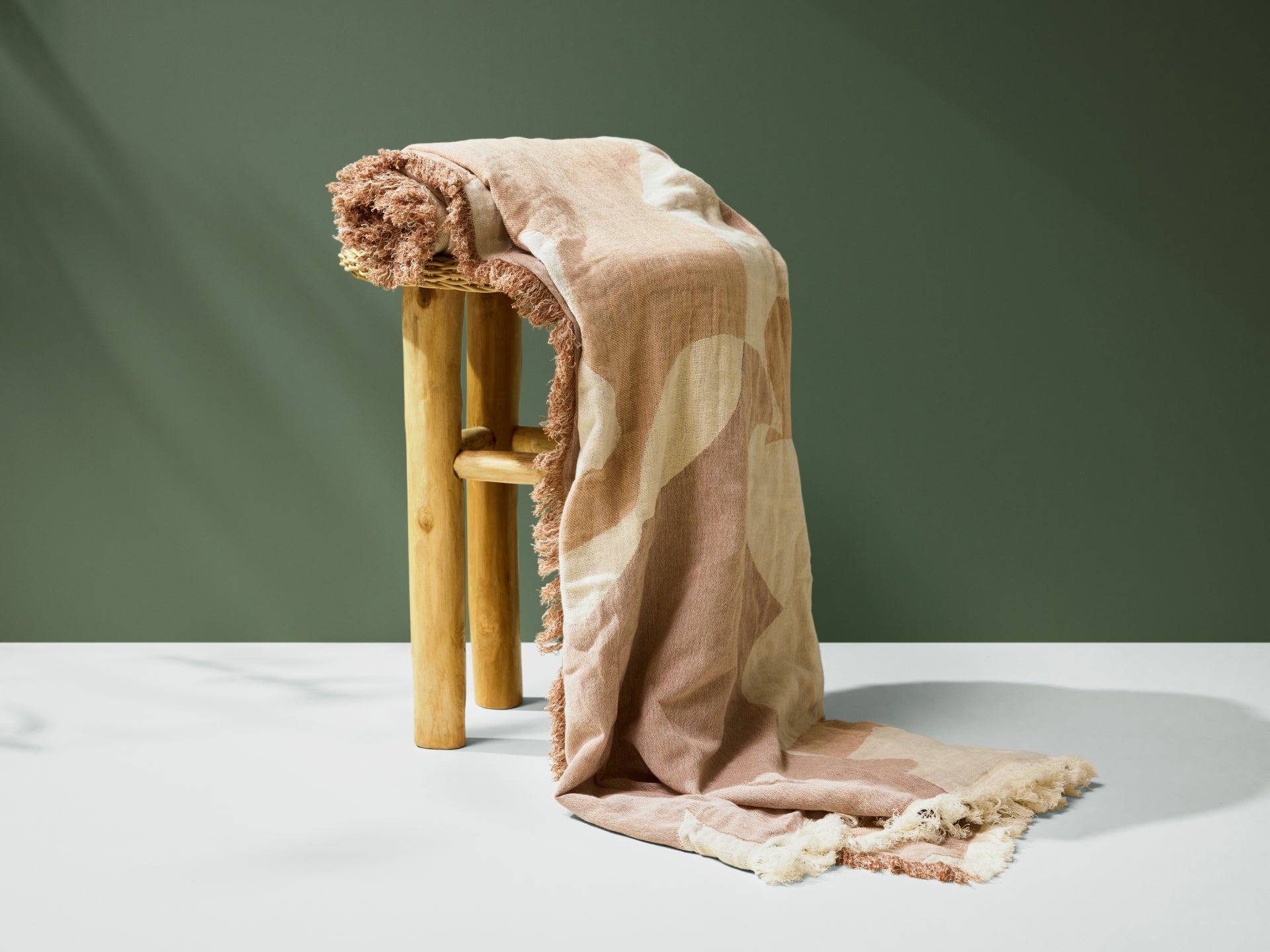 ツリートップススロー - 180 x 130 cm / ウォームサンセット